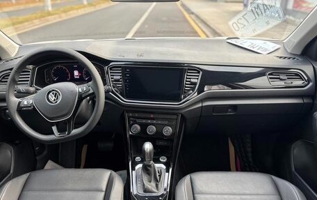 Volkswagen T-Roc I, 2021 год, 1 515 148 рублей, 11 фотография