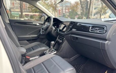 Volkswagen T-Roc I, 2021 год, 1 515 148 рублей, 8 фотография