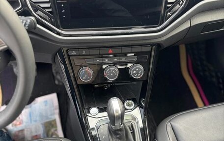 Volkswagen T-Roc I, 2021 год, 1 515 148 рублей, 14 фотография