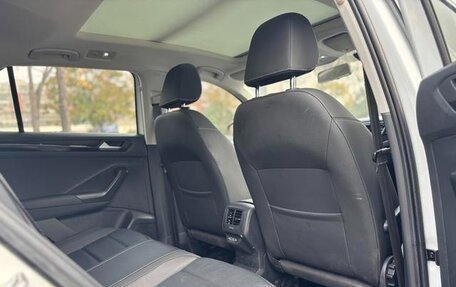 Volkswagen T-Roc I, 2021 год, 1 515 148 рублей, 10 фотография