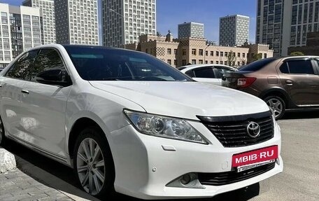 Toyota Camry, 2013 год, 1 299 000 рублей, 12 фотография