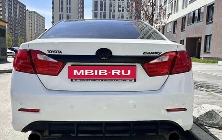 Toyota Camry, 2013 год, 1 299 000 рублей, 5 фотография