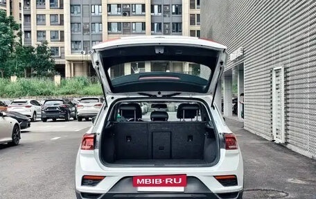 Volkswagen T-Roc I, 2021 год, 1 610 143 рублей, 18 фотография