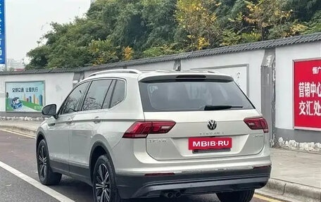 Volkswagen Tiguan II, 2021 год, 2 010 143 рублей, 4 фотография