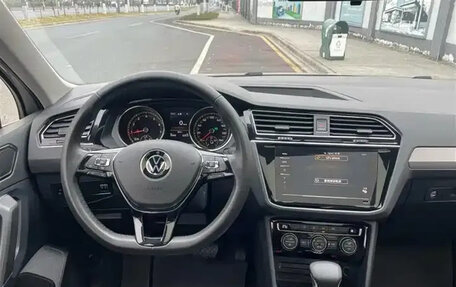 Volkswagen Tiguan II, 2021 год, 2 010 143 рублей, 11 фотография