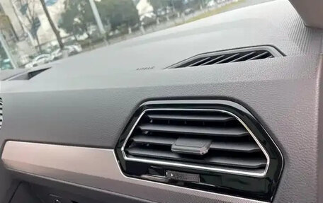 Volkswagen Tiguan II, 2021 год, 2 010 143 рублей, 15 фотография