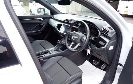 Audi Q3, 2022 год, 2 550 005 рублей, 5 фотография