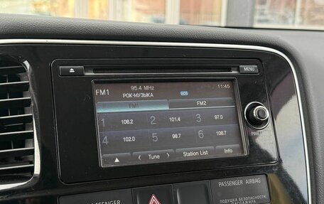 Mitsubishi Outlander III рестайлинг 3, 2012 год, 1 495 000 рублей, 13 фотография