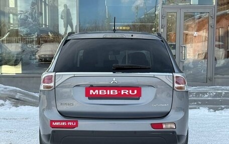 Mitsubishi Outlander III рестайлинг 3, 2012 год, 1 495 000 рублей, 6 фотография