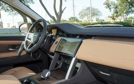 Land Rover Discovery Sport I рестайлинг, 2025 год, 6 600 000 рублей, 8 фотография