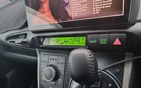 Toyota Wish II, 2011 год, 1 275 000 рублей, 5 фотография