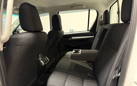 Toyota Hilux VIII, 2025 год, 5 490 000 рублей, 10 фотография