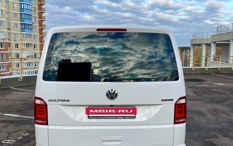 Volkswagen Multivan T6 рестайлинг, 2019 год, 6 000 000 рублей, 6 фотография