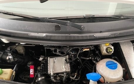 Volkswagen Multivan T6 рестайлинг, 2019 год, 6 000 000 рублей, 21 фотография