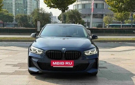 BMW 1 серия, 2021 год, 1 750 000 рублей, 2 фотография