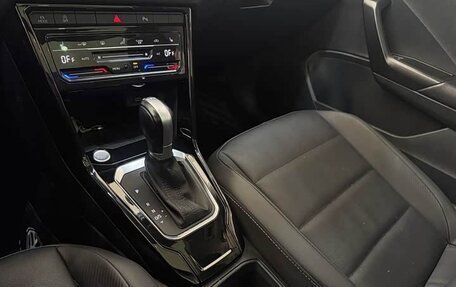 Volkswagen T-Roc I, 2022 год, 1 655 765 рублей, 8 фотография