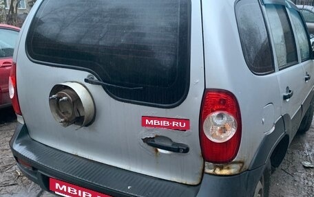 Chevrolet Niva I рестайлинг, 2012 год, 330 000 рублей, 3 фотография