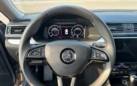 Skoda Superb III рестайлинг, 2022 год, 1 959 999 рублей, 10 фотография