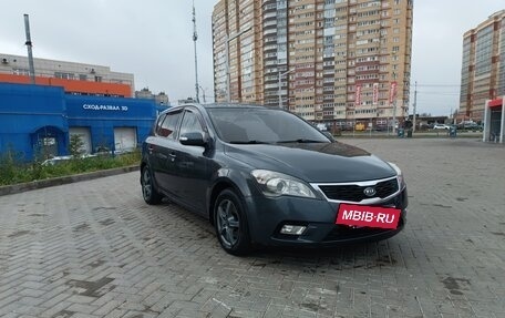 KIA cee'd I рестайлинг, 2010 год, 670 000 рублей, 3 фотография