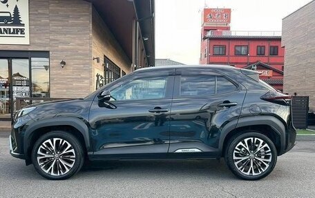 Toyota Yaris Cross, 2022 год, 1 710 777 рублей, 6 фотография