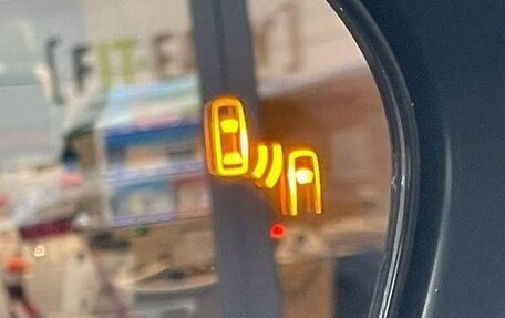 Toyota Yaris Cross, 2022 год, 1 710 777 рублей, 8 фотография