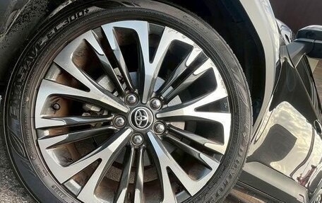 Toyota Yaris Cross, 2022 год, 1 710 777 рублей, 12 фотография