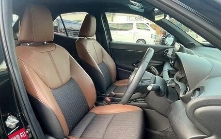 Toyota Yaris Cross, 2022 год, 1 710 777 рублей, 9 фотография