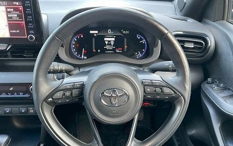 Toyota Yaris Cross, 2022 год, 1 710 777 рублей, 29 фотография