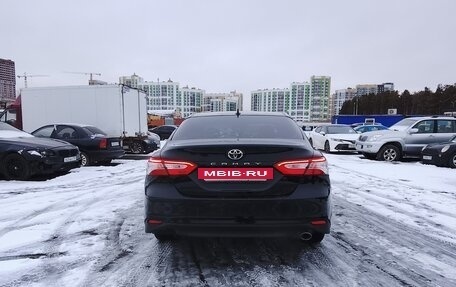 Toyota Camry, 2019 год, 2 395 000 рублей, 10 фотография