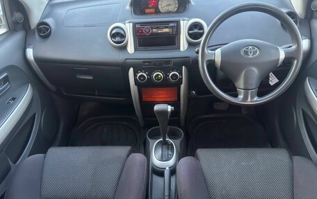Toyota Ist II, 2002 год, 440 000 рублей, 17 фотография