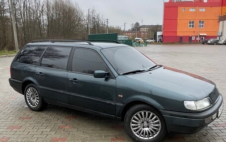 Volkswagen Passat B4, 1996 год, 215 000 рублей, 1 фотография