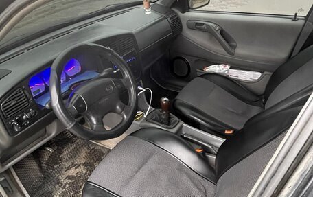 Volkswagen Passat B4, 1996 год, 215 000 рублей, 9 фотография