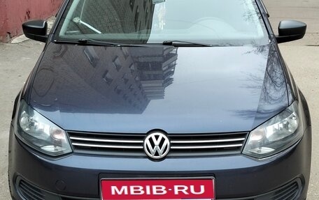 Volkswagen Polo VI (EU Market), 2013 год, 700 000 рублей, 1 фотография