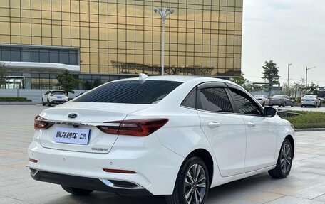 Ford Escort, 2021 год, 1 190 000 рублей, 9 фотография