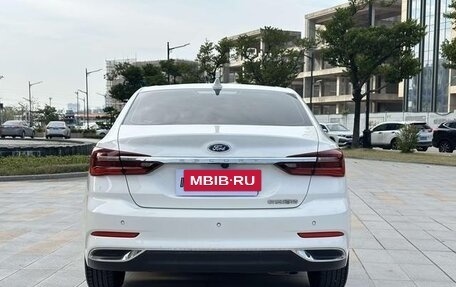 Ford Escort, 2021 год, 1 190 000 рублей, 7 фотография
