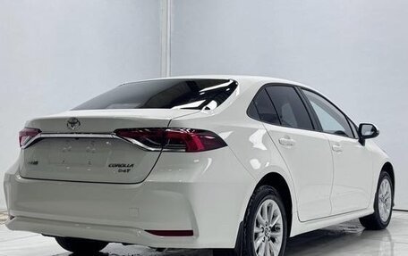 Toyota Corolla, 2022 год, 1 700 000 рублей, 4 фотография