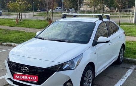 Hyundai Solaris II рестайлинг, 2021 год, 1 650 000 рублей, 12 фотография