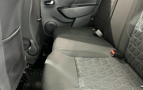 Renault Sandero II рестайлинг, 2016 год, 1 000 000 рублей, 16 фотография