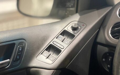 Volkswagen Tiguan I, 2009 год, 990 000 рублей, 13 фотография