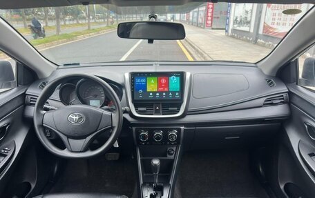 Toyota Yaris XP150 рестайлинг, 2022 год, 1 450 000 рублей, 14 фотография