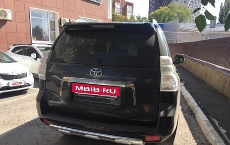 Toyota Land Cruiser Prado 150 рестайлинг 2, 2010 год, 3 600 000 рублей, 2 фотография