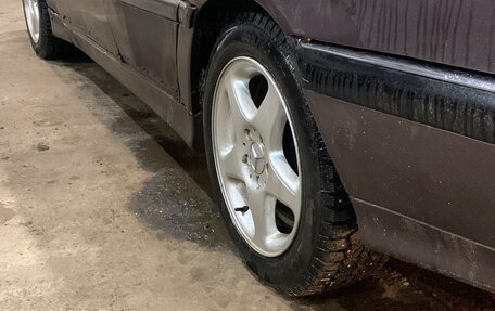 Mercedes-Benz C-Класс, 1994 год, 250 000 рублей, 5 фотография