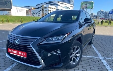 Lexus RX IV рестайлинг, 2019 год, 4 200 000 рублей, 4 фотография