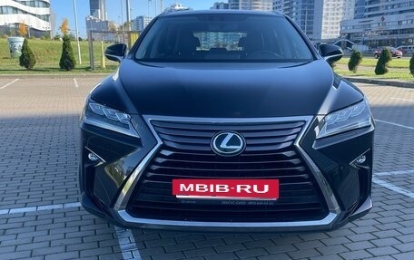 Lexus RX IV рестайлинг, 2019 год, 4 200 000 рублей, 3 фотография