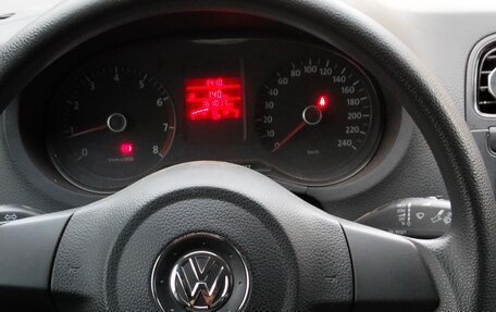 Volkswagen Polo VI (EU Market), 2013 год, 700 000 рублей, 14 фотография