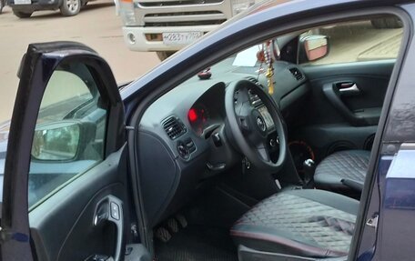 Volkswagen Polo VI (EU Market), 2013 год, 700 000 рублей, 10 фотография