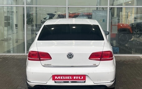 Volkswagen Passat B7, 2012 год, 999 000 рублей, 4 фотография