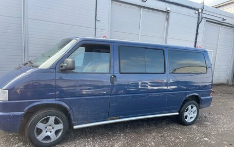 Volkswagen Transporter T4, 2002 год, 680 000 рублей, 1 фотография