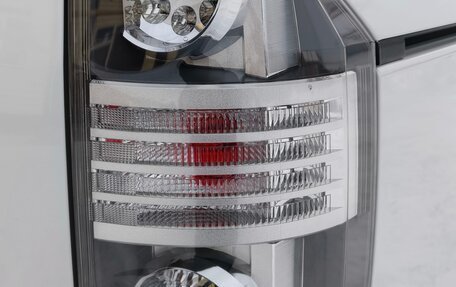 Toyota Voxy II, 2007 год, 1 550 000 рублей, 39 фотография