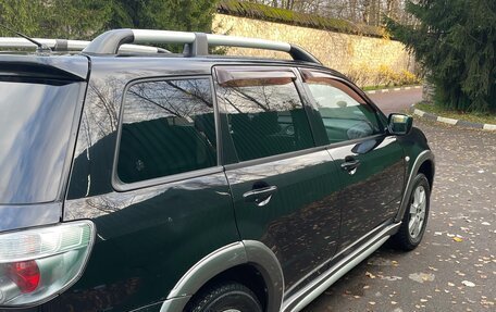 Mitsubishi Outlander III рестайлинг 3, 2005 год, 670 000 рублей, 3 фотография